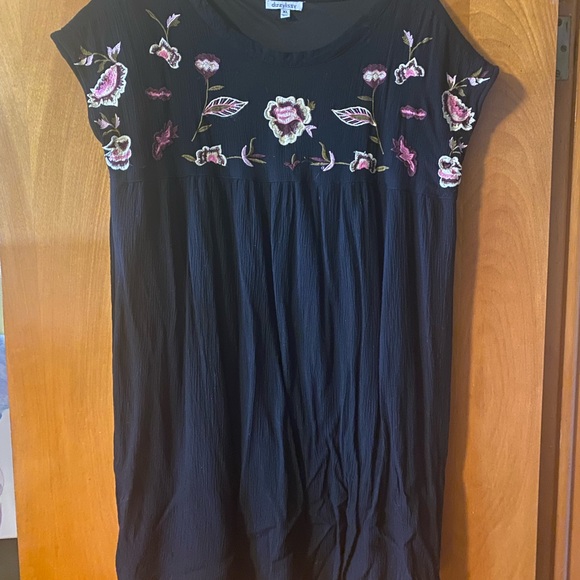 Tunic - Picture 2 of 3